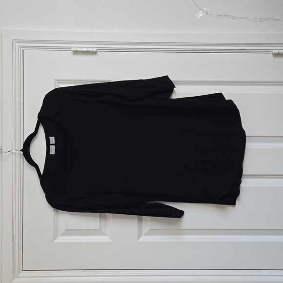 Chico's Tops - Chicos size 1